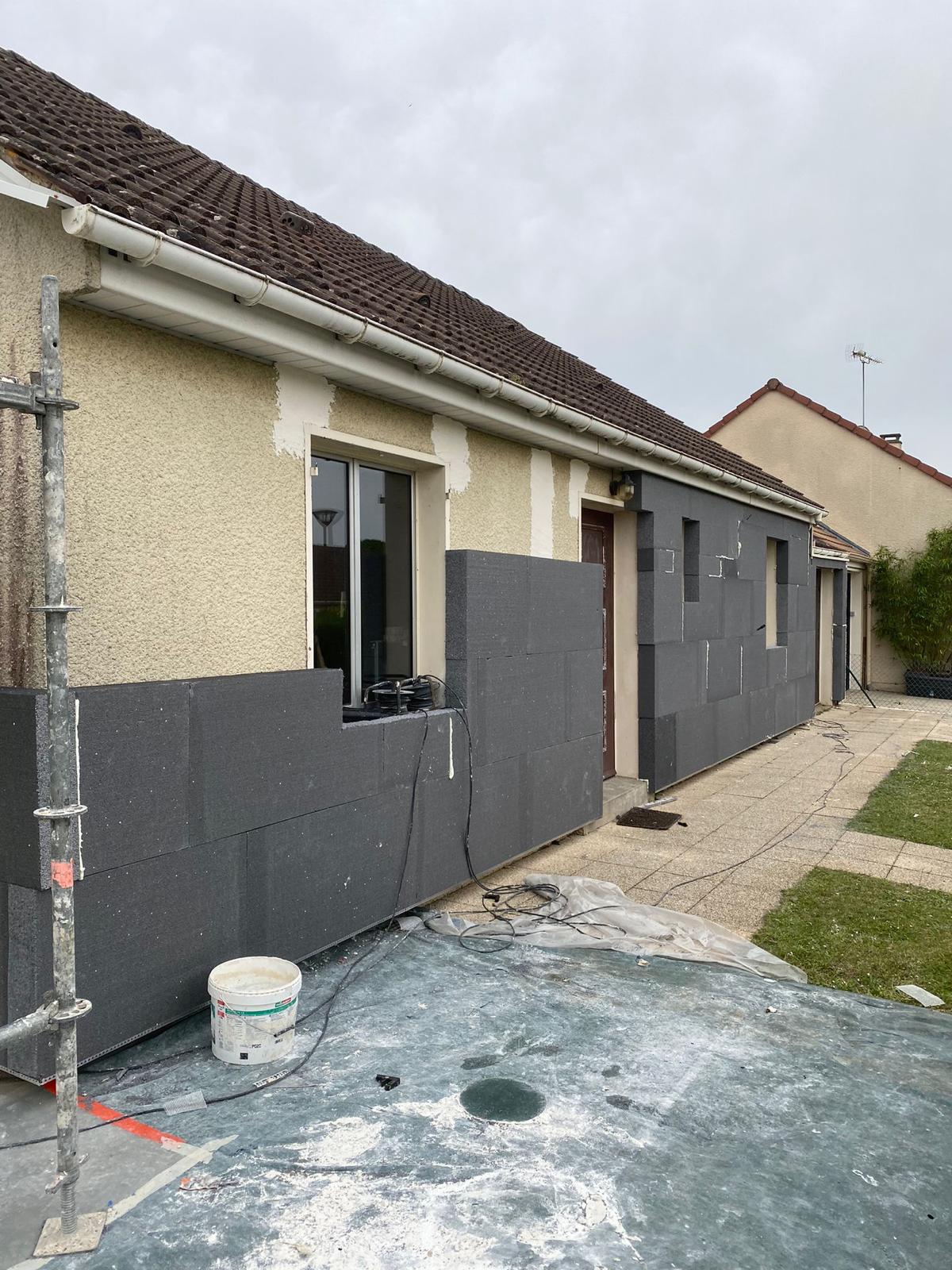 téléchargement (8) téléchargement (8)